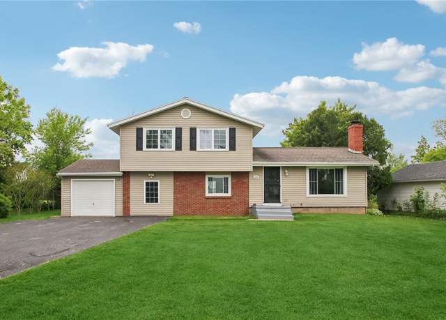 Property at 1099 N Greece Rd, Greece, NY 14626, 4 beds, 1.5 baths