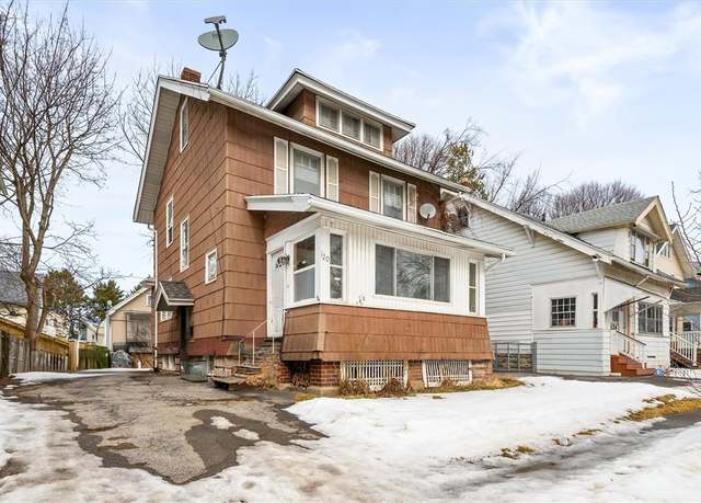 Property at 120 Rosemary Dr, Rochester, NY 14621, 3 beds, 1 bath