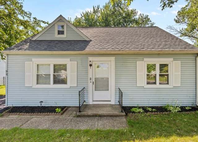 Property at 95 Ridgemar Rd, Greece, NY 14615, 4 beds, 1 bath