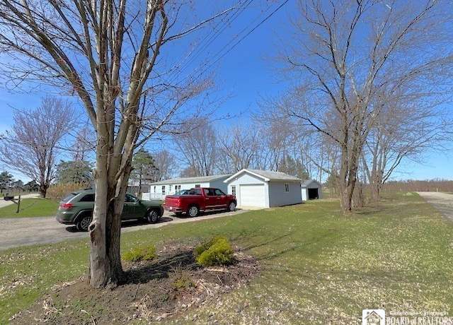 Property at 1516 Silver Ln, Hanover, NY 14136, 4 beds, 2 baths