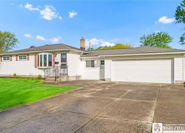 Property at 6 Regal St, Cheektowaga, NY 14043, 4 beds, 2 baths