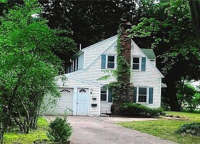 Property at 392 Britton Rd, Greece, NY 14616, 3 beds, 1.5 baths