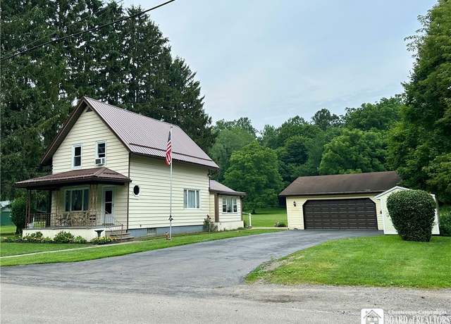 Property at 15333 Armes Ct, Collins, NY 14070, 4 beds, 1.5 baths