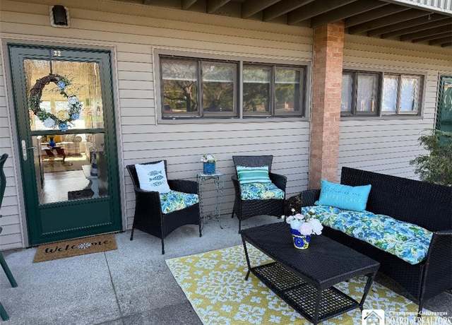 Property at 22 Mohawk Dr, Chautauqua, NY 14728, 1 bed, 1 bath