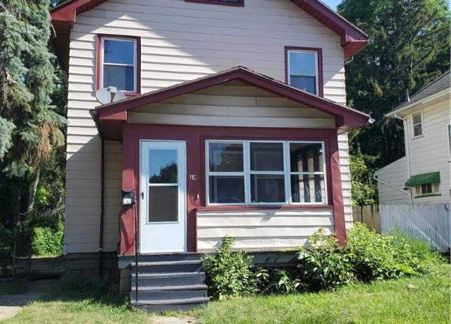 Property at 14 Willow St, Rochester, NY 14606, 4 beds, 1.5 baths