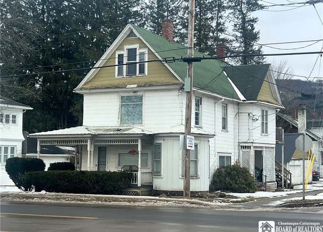 Property at 292 E Dyke St, Wellsville, NY 14895, 4 beds, 3 baths