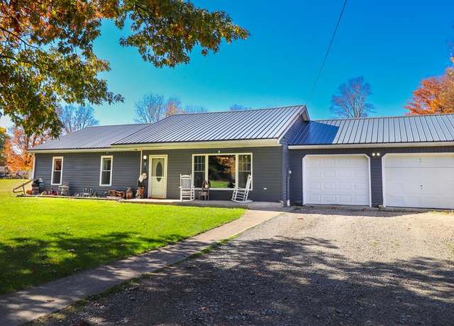 Property at 28 Center St, Bath, NY 14879, 3 beds, 1 bath
