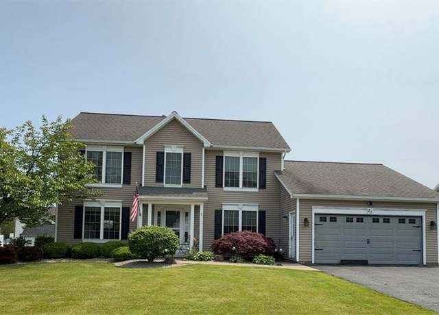 Property at 71 Carrie Marie Ln, Parma, NY 14468, 4 beds, 2.5 baths
