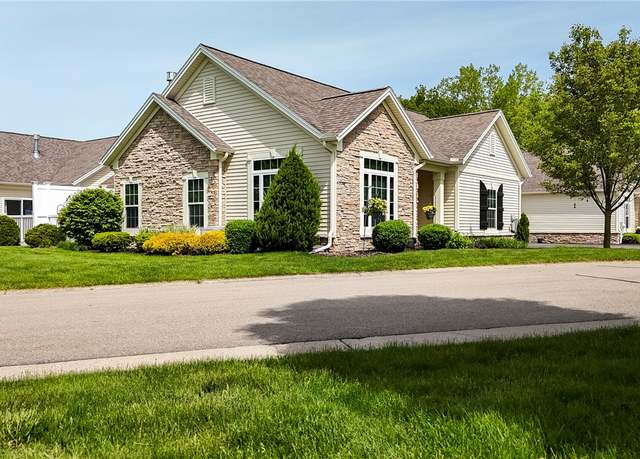 Property at 246 Maryview Dr, Penfield, NY 14580, 2 beds, 2 baths