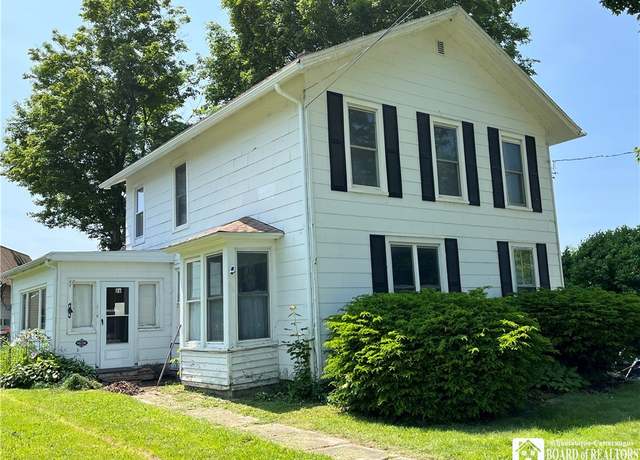 Property at 26 Central Ave, Portland, NY 14716, 5 beds, 2 baths
