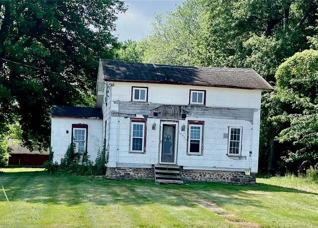 Property at 10276 Roosevelt Hwy, Yates, NY 14098, 3 beds, 1 bath