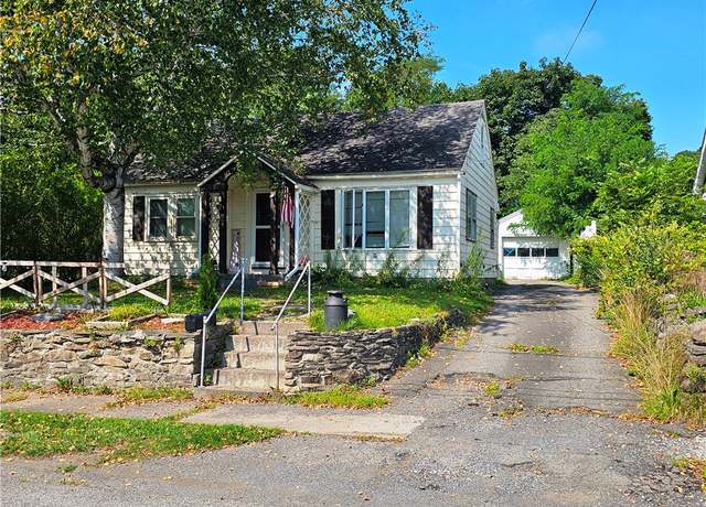 Property at 13 Raymond Ave, Oneonta-town, NY 13820, 3 beds, 1 bath