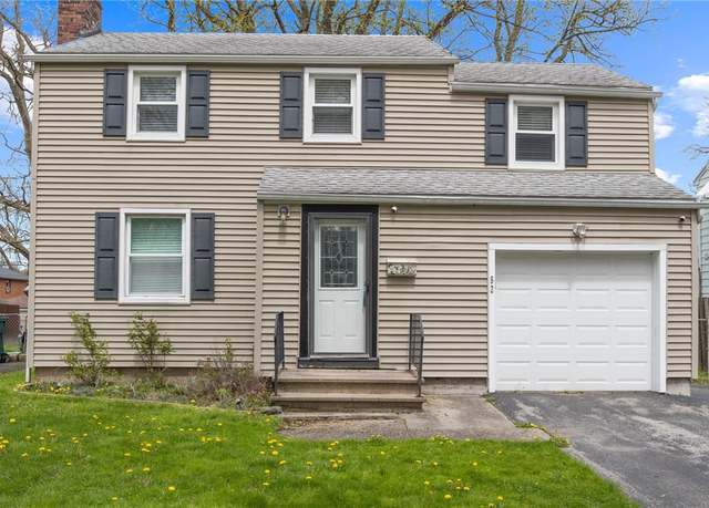 Property at 52 Lakecrest Ave, Rochester, OS 14612, 3 beds, 1 bath