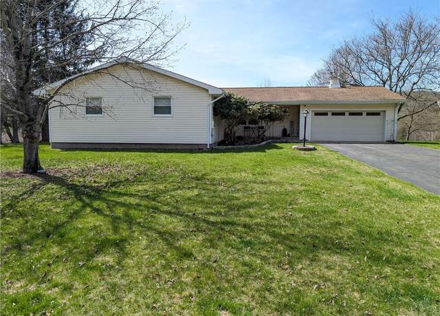 Property at 143 Delside Dr, Delhi, NY 13753, 3 beds, 1.5 baths