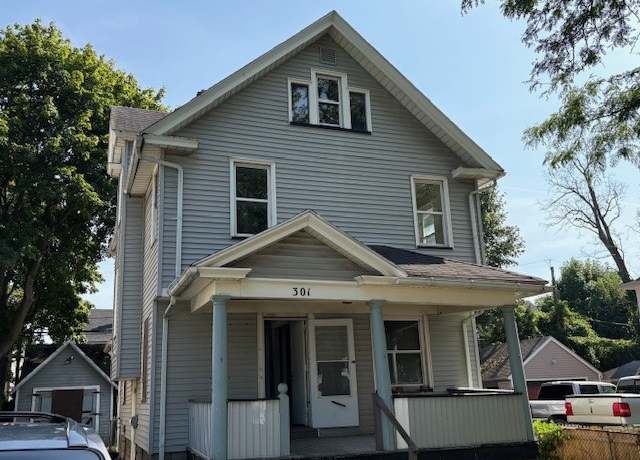 Property at 301 Selye Ter, Rochester, NY 14613, 3 beds, 1 bath