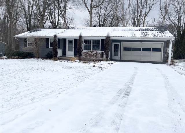Property at 20 Bright Oaks Dr, Chili, NY 14624, 3 beds, 1 bath