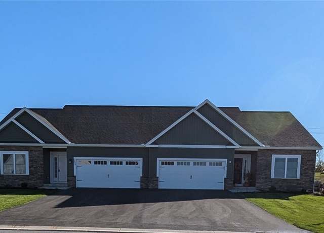 Property at 5863 Monarch Dr, Farmington, NY 14425, 3 beds, 2 baths