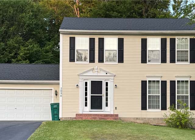 Property at 1056 Fawn Wood Dr, Webster, NY 14580, 3 beds, 1.5 baths
