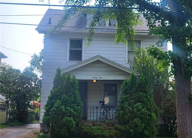 Property at 94 Wetmore Park, Rochester, NY 14606, 3 beds, 1.5 baths