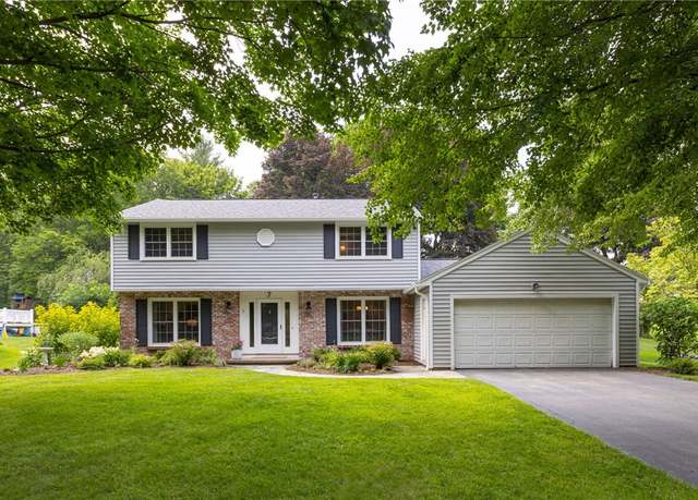 Property at 7 Chipping Rdg, Perinton, NY 14450, 4 beds, 2.5 baths