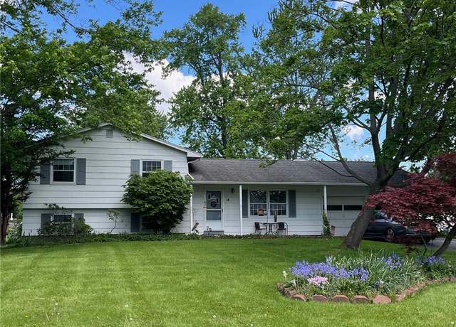 Property at 14 Watch Hill Dr, Chili, NY 14624, 4 beds, 1.5 baths