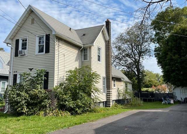 Property at 218 Wetmore Park, Rochester, NY 14606, 5 beds, 1.5 baths
