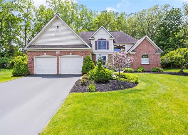 Property at 1127 Canopy Trl, Webster, NY 14580, 3 beds, 2.5 baths