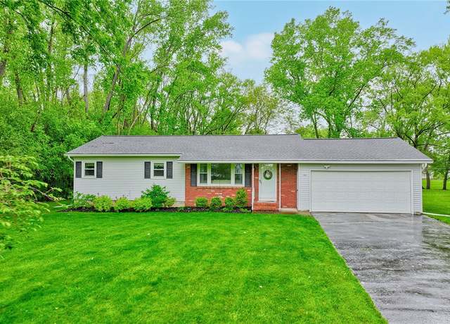 Property at 1 Ashton Dr, Gates, NY 14624, 3 beds, 1 bath