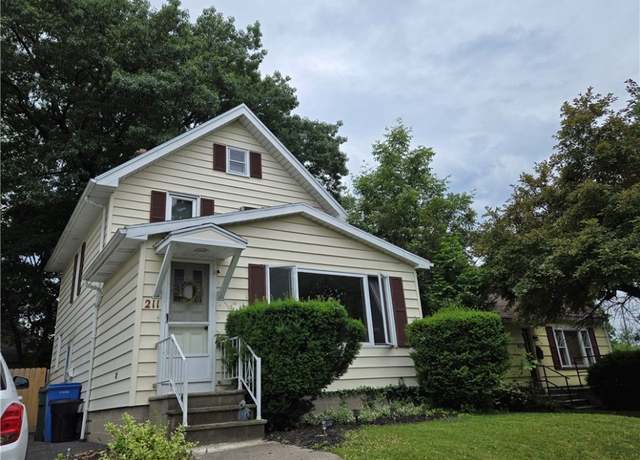 Property at 211 Steko Ave, Rochester, NY 14615, 3 beds, 1.5 baths