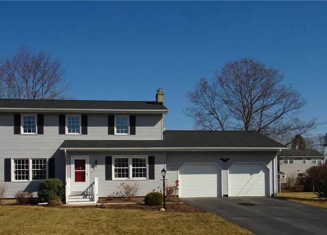 Property at 220 Oriole Dr, Horseheads, NY 14845, 4 beds, 1.5 baths