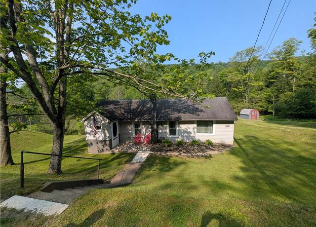 Property at 135 Hedgehog Ln, Bradford-town, PA 16701, 2 beds, 1 bath