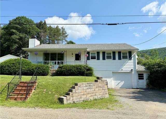 Property at 44 Patterson Ln, Foster Town, PA 16701, 3 beds, 1.5 baths