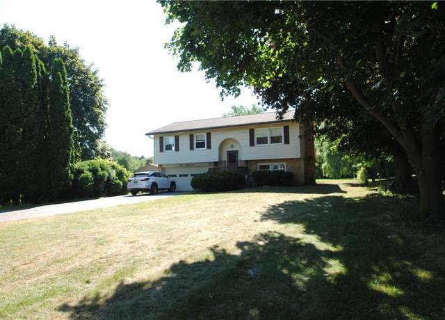 Property at 1247 Middle Rd, Henrietta, NY 14543, 3 beds, 2 baths