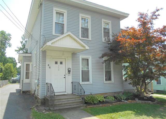 Property at 42 Elizabeth St, Auburn, NY 13021, 6 beds, 2.5 baths