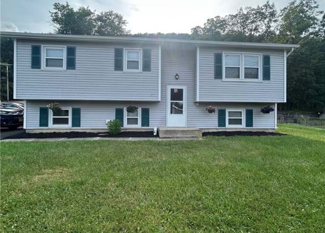 Property at 133 Marian Ave, Elmira, NY 14903, 5 beds, 3 baths