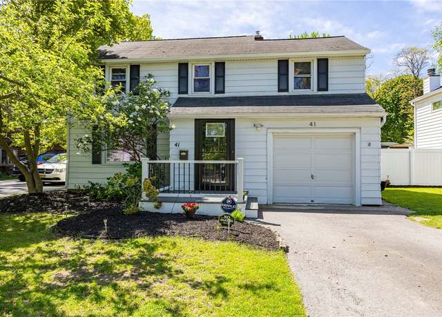 Property at 41 Tamarack Dr, Irondequoit, NY 14622, 3 beds, 1.5 baths