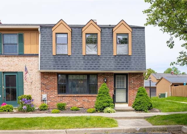 Property at 24 Georgetown Ln, Perinton, NY 14450, 3 beds, 2.5 baths