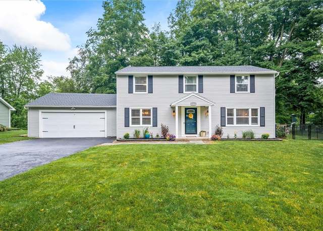 Property at 3389 Orchid Cres, Walworth, NY 14568, 4 beds, 2.5 baths