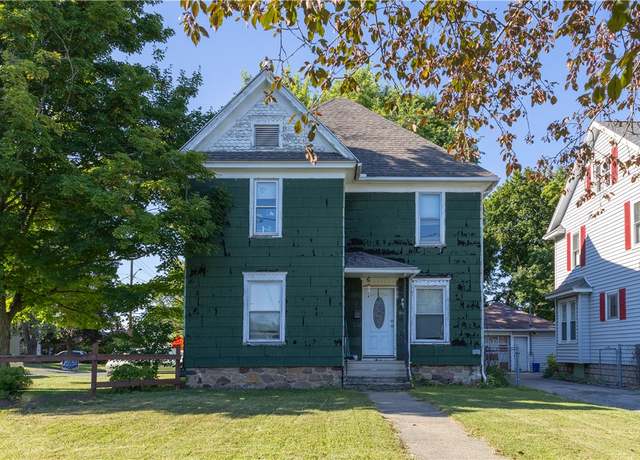 Property at 615 W Miller St, Arcadia, NY 14513, 4 beds, 2 baths