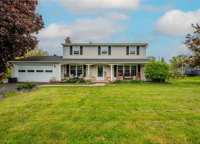 Property at 6 Whippletree Rd, Perinton, NY 14450, 4 beds, 2.5 baths