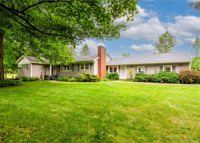 Property at 1820 Plank Rd, Penfield, NY 14580, 3 beds, 1 bath