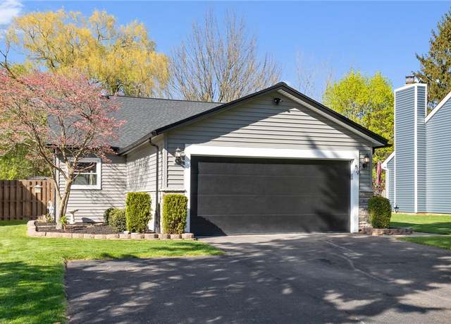 Property at 59 Willow Pond Way, Penfield, NY 14526, 4 beds, 2 baths