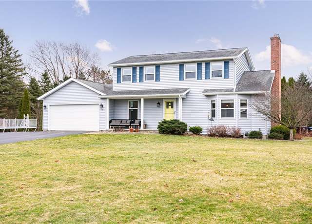 Property at 39 Robbin Cres, Ogden, NY 14624, 3 beds, 2.5 baths