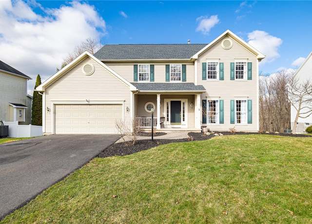 Property at 26 Princeton Ln, Perinton, NY 14450, 4 beds, 2.5 baths