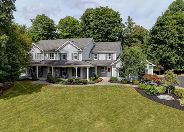 Property at 18 Hunt Club Dr, Mendon, NY 14472, 5 beds, 4.5 baths