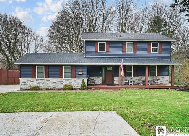 Property at 3640 Two Rod Rd, Marilla, NY 14052, 4 beds, 2.5 baths