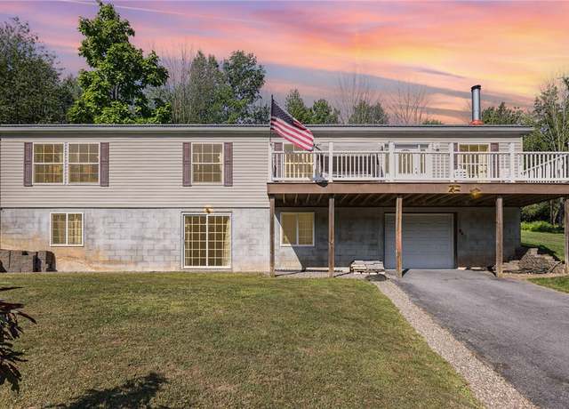 Property at 1801 E Palmyra Port Gibson Rd, Palmyra, NY 14522, 3 beds, 2 baths