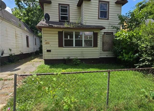 Property at 1 W Kenmore St W, Rochester, NY 14611, 4 beds, 1.5 baths