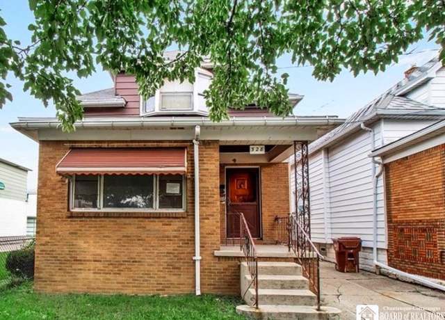 Property at 328 Reiman St, Cheektowaga, NY 14212, 5 beds, 4 baths