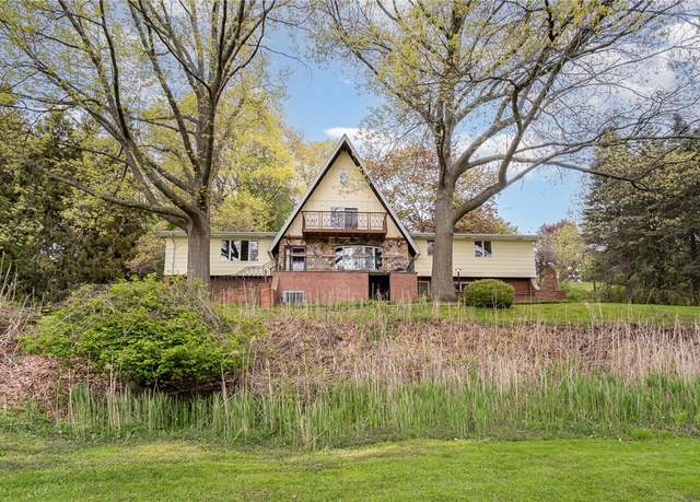 Property at 500 Saint Joseph St, Irondequoit, NY 14617, 5 beds, 3 baths
